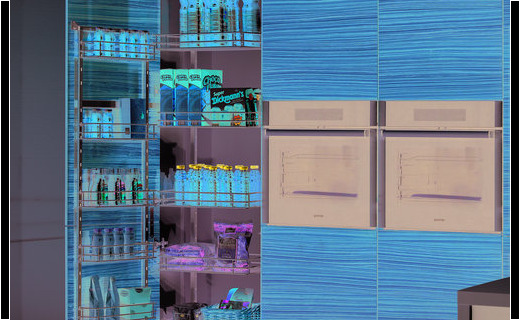 Pull-Out Pantry Pull-Out Pantry